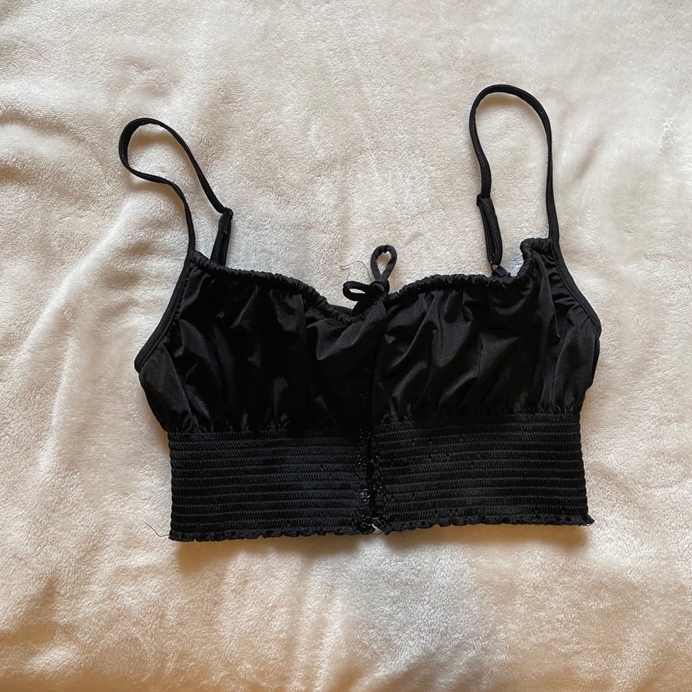 UO Black Ruched Top